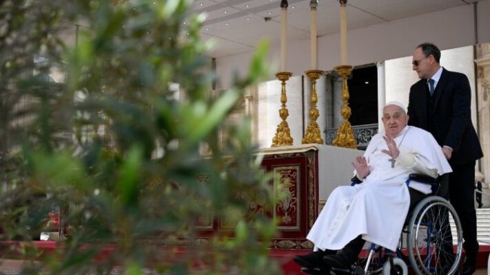 Đức cố Giáo Hoàng Phanxicô mời gọi các bạn trẻ “hãy làm ồn”