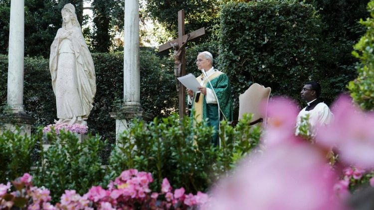 ĐTC dâng lễ tại Làng Laudato Si'