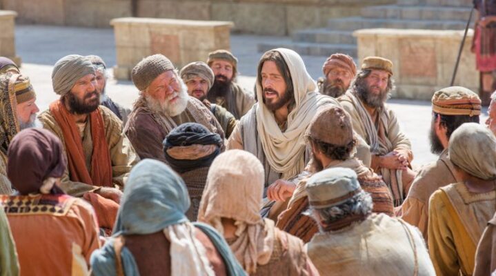 Lời Chúa Ngày 24/08/2025: Chúa nhật 21 Thường niên năm C (Lc 13,22-30)