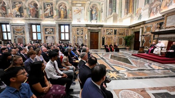 ĐTC Lêô XIV: Chớ gì quyền lực được điều hướng bởi lương tâm