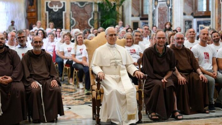 Đức Thánh Cha tiếp nhóm “Công trình Thánh Phanxicô vì người nghèo