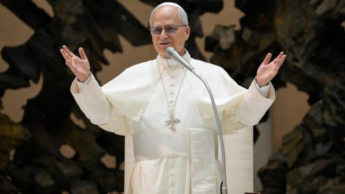 Đức Thánh Cha mời gọi ăn chay cầu nguyện cho hòa bình vào ngày 22/8