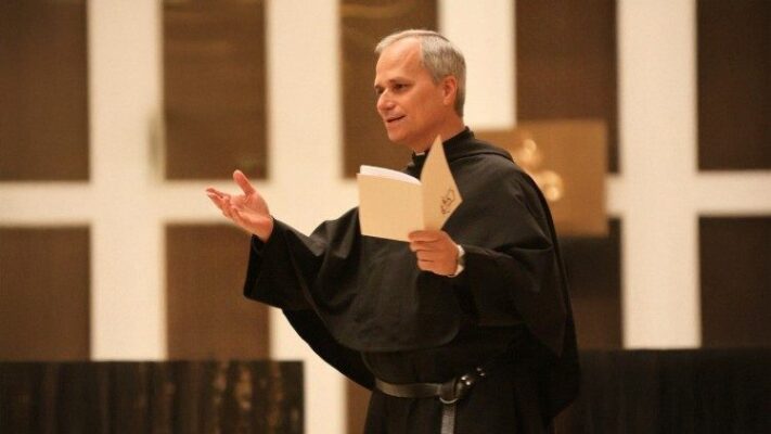 Đức Thánh Cha: “Hãy vượt qua đau khổ cùng với Thiên Chúa”